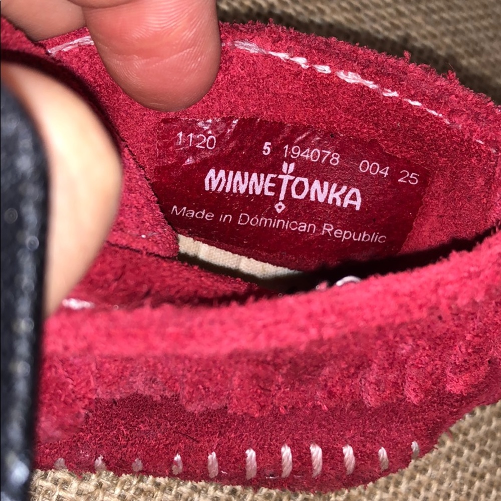 ❤️ MINNETONKA RED MOCCASINS ❤️ - Picture 7 of 7